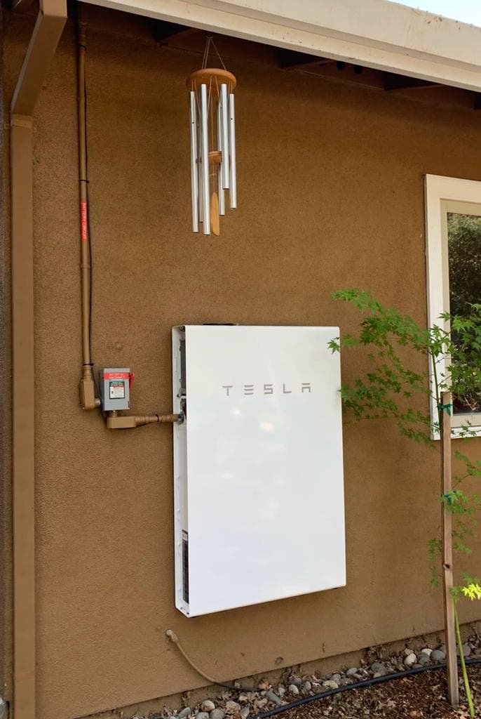 Home battery storage system installation